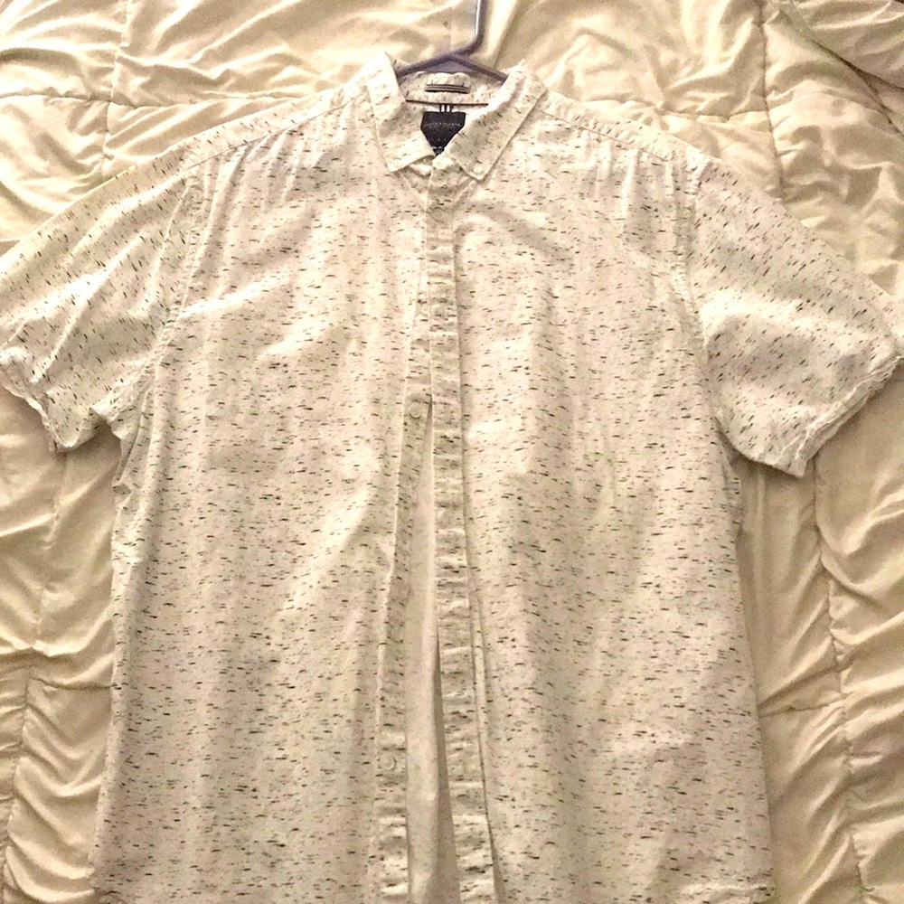 Denim & Flower Short Sleeve Button Up XL